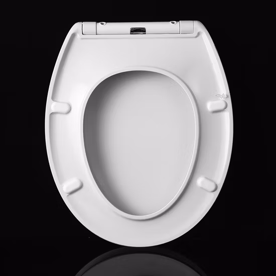 Personalización de muestra Venta caliente de plástico blanco cuadrado cubierta de asiento de inodoro asientos de inodoro UF (Au107)